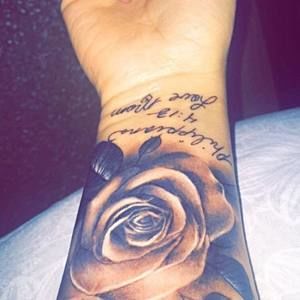 Meet your Posher, Carrie